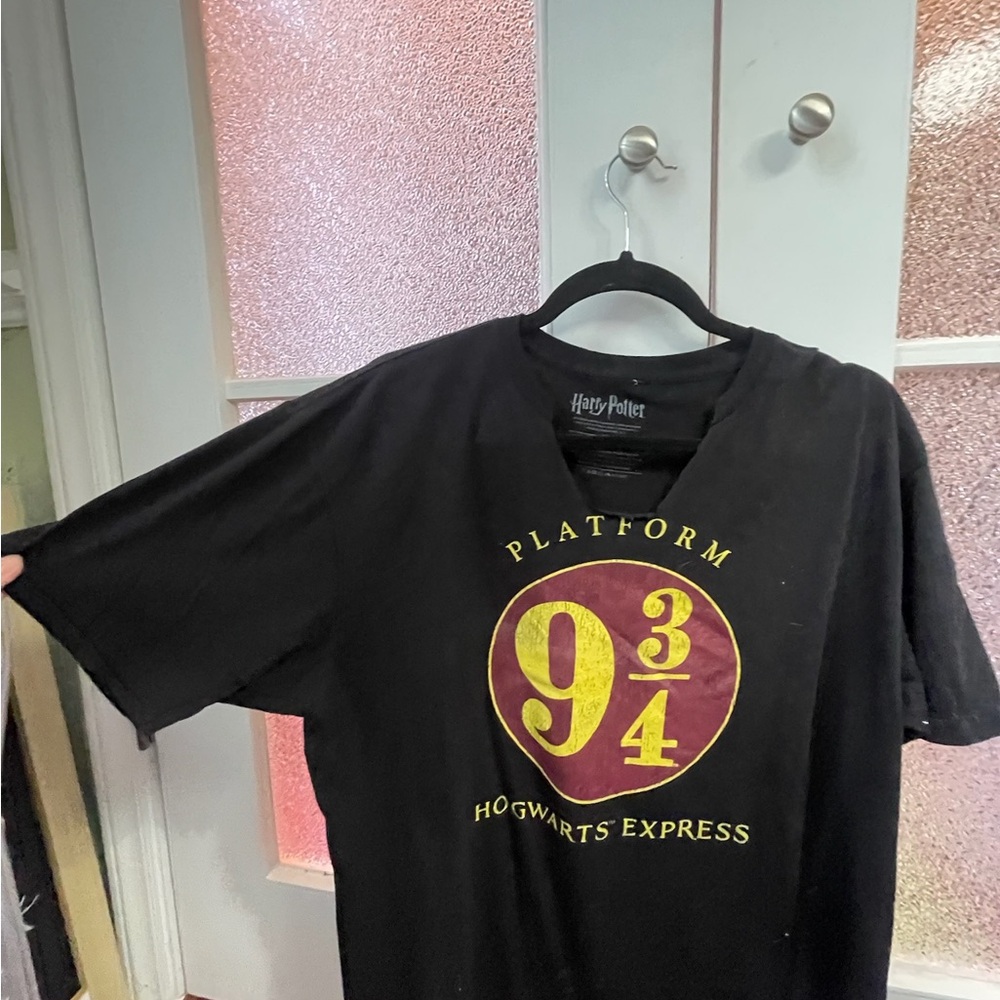 Warner Bros. Harry Potter Black T-Shirt